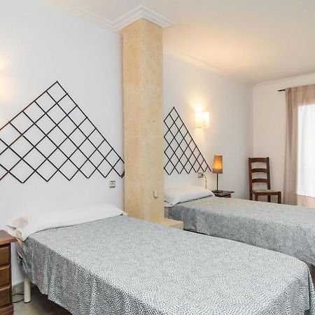 Ferienhaus Fuer 12 Personen Ca 400 M In Son Macia, Balearen Mallorca 외부 사진